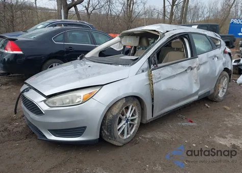 2017 Ford Focus Se z USA, uszkodzony, nr VIN 1FADP3K22HL264365